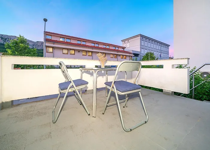 Apartments Nada & Ivan With Terrace